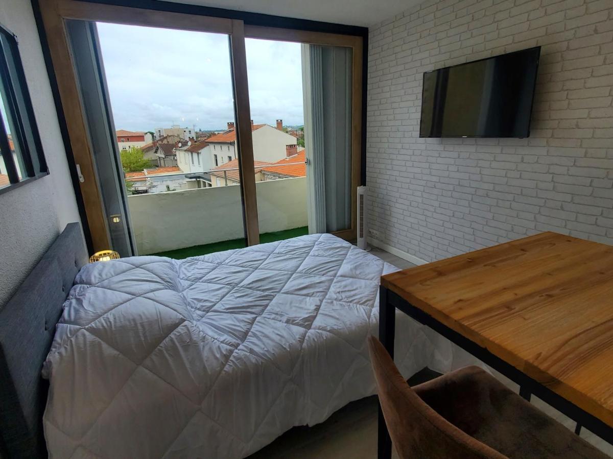 Studio Avec Balcon, Vue Sur Jardins Et Cathedrale Albi Exterior photo